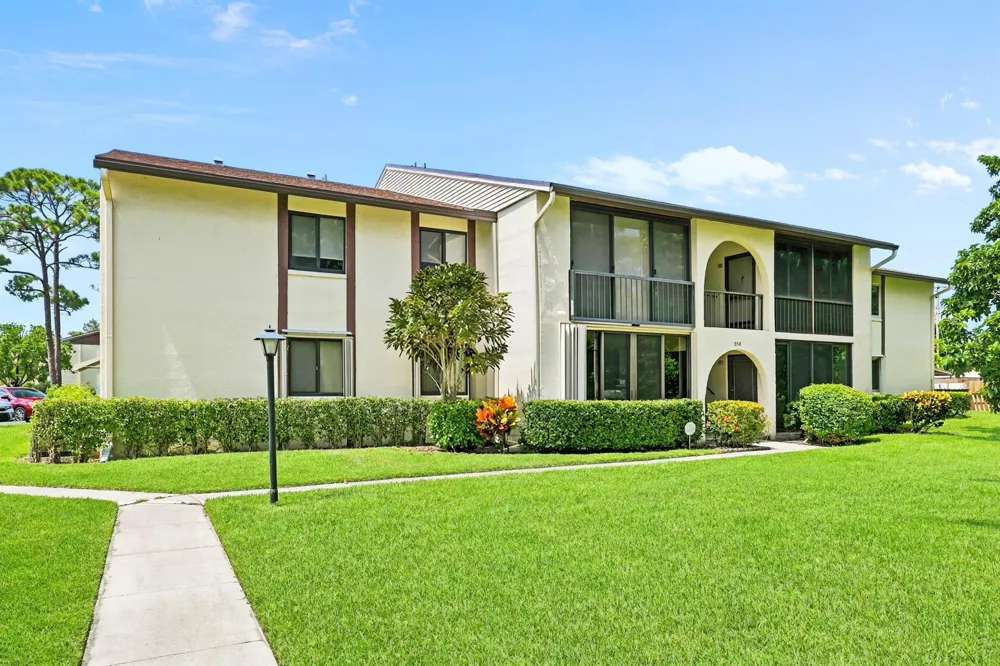 314 Knotty Pine Circle #C-1 