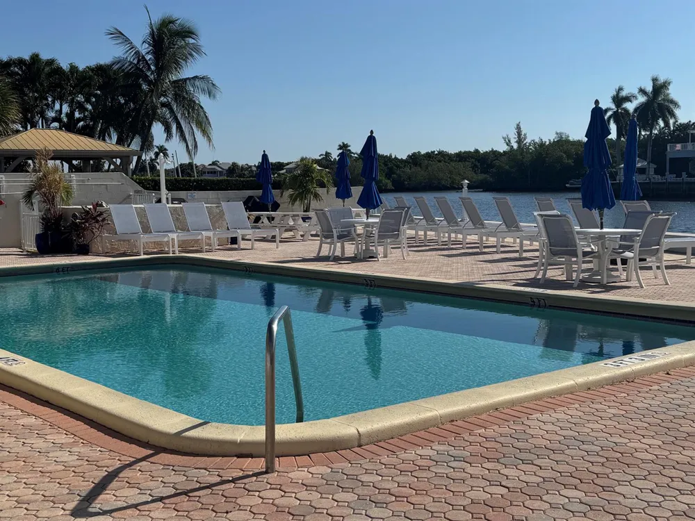 640 SNUG HARBOR DRIVE #F4 Boynton Beach, FL 33435