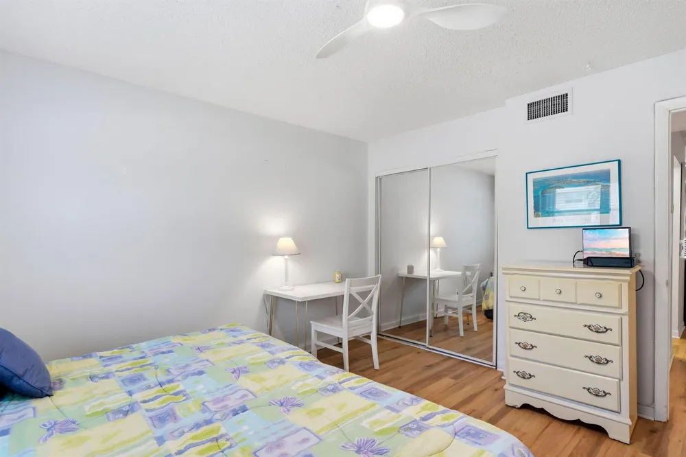 640 SNUG HARBOR DRIVE #F4 Boynton Beach, FL 33435