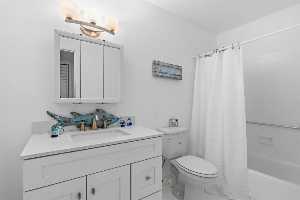 640 SNUG HARBOR DRIVE #F4 Boynton Beach, FL 33435