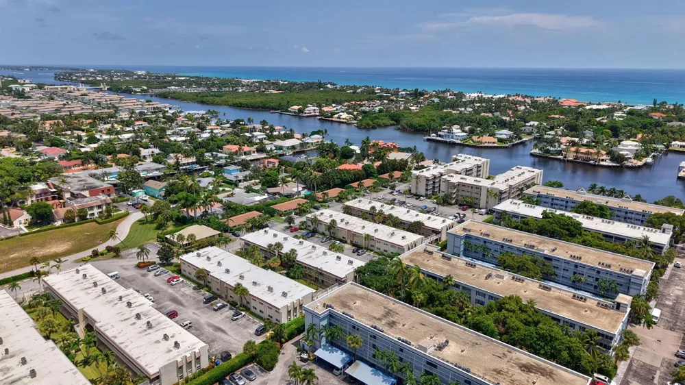 640 SNUG HARBOR DRIVE #F4 Boynton Beach, FL 33435