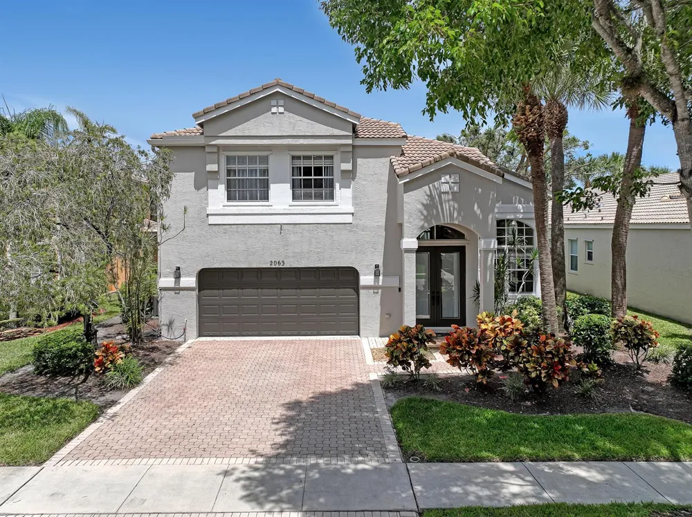2063 Reston Circle Royal Palm Beach, FL 33411