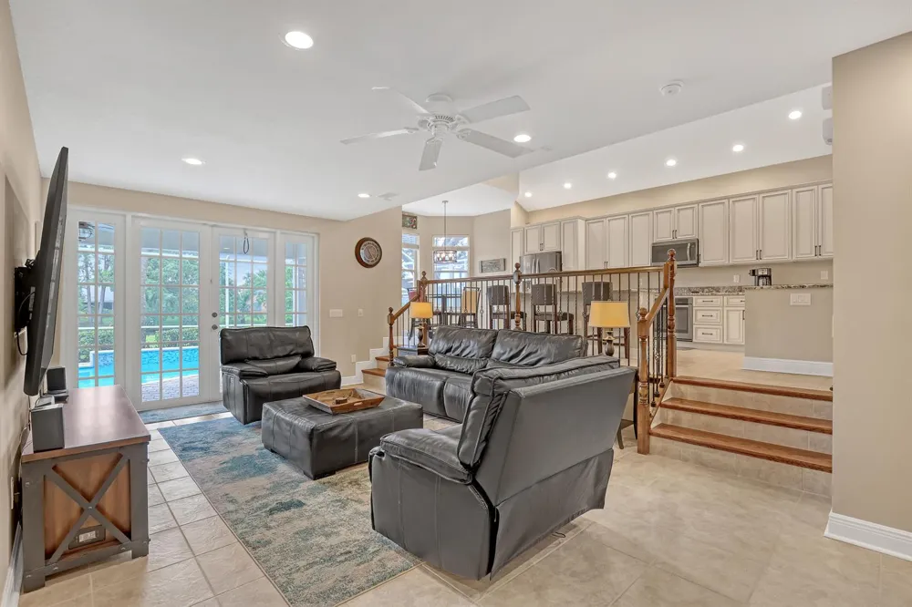 2063 Reston Circle Royal Palm Beach, FL 33411