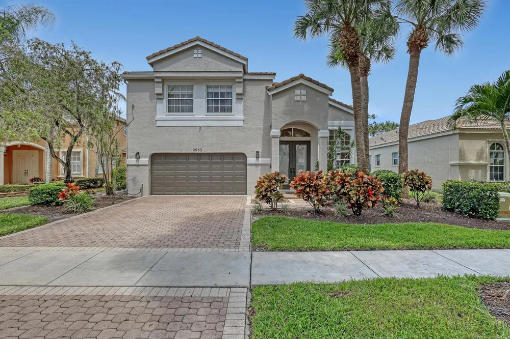 2063 Reston Circle Royal Palm Beach, FL 33411