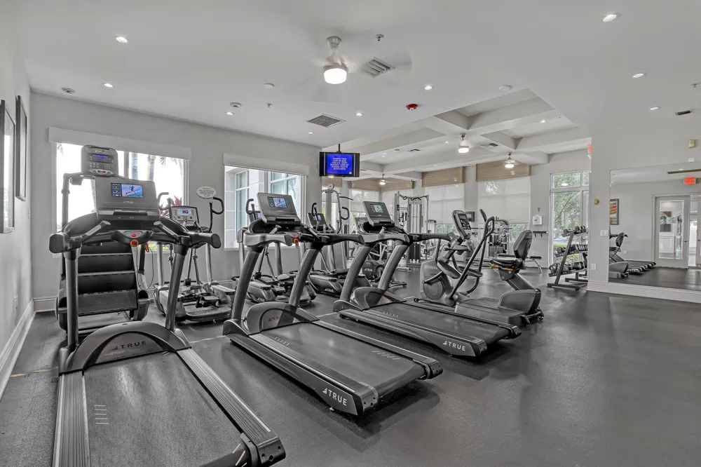 2063 Reston Circle Royal Palm Beach, FL 33411