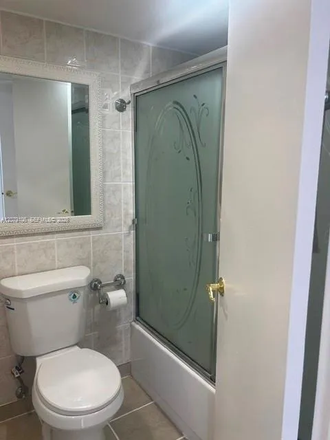 17560 Atlantic Blvd #514 Sunny Isles Beach, FL 33160