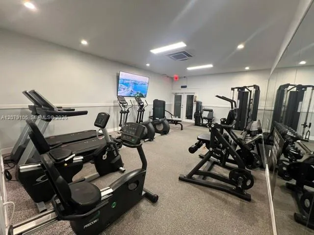 17560 Atlantic Blvd #514 Sunny Isles Beach, FL 33160