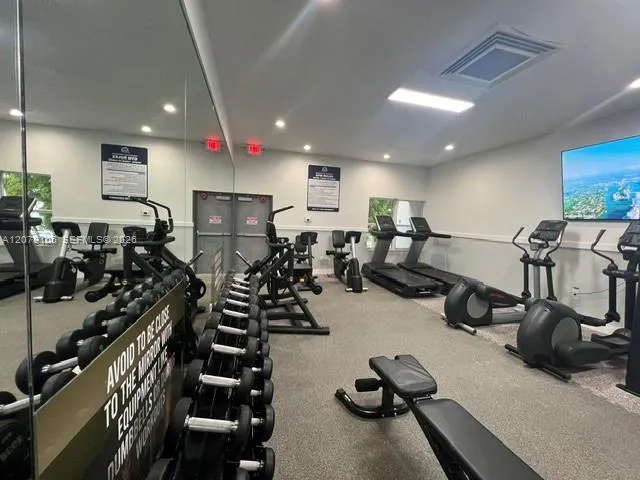 17560 Atlantic Blvd #514 Sunny Isles Beach, FL 33160