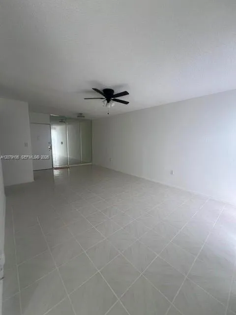 17560 Atlantic Blvd #514 Sunny Isles Beach, FL 33160