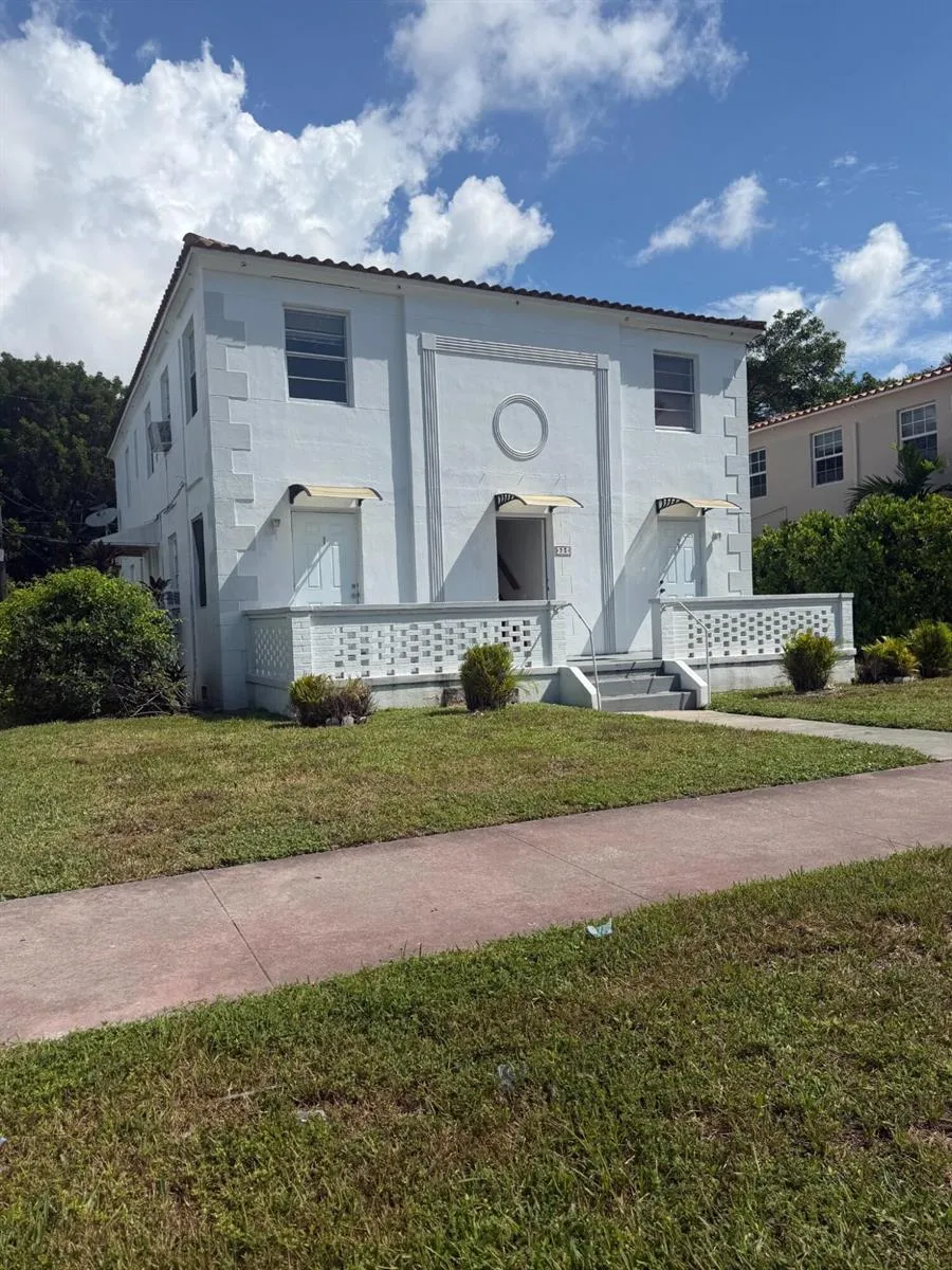 23 Sidonia Avenue #3 Coral Gables, FL 33134