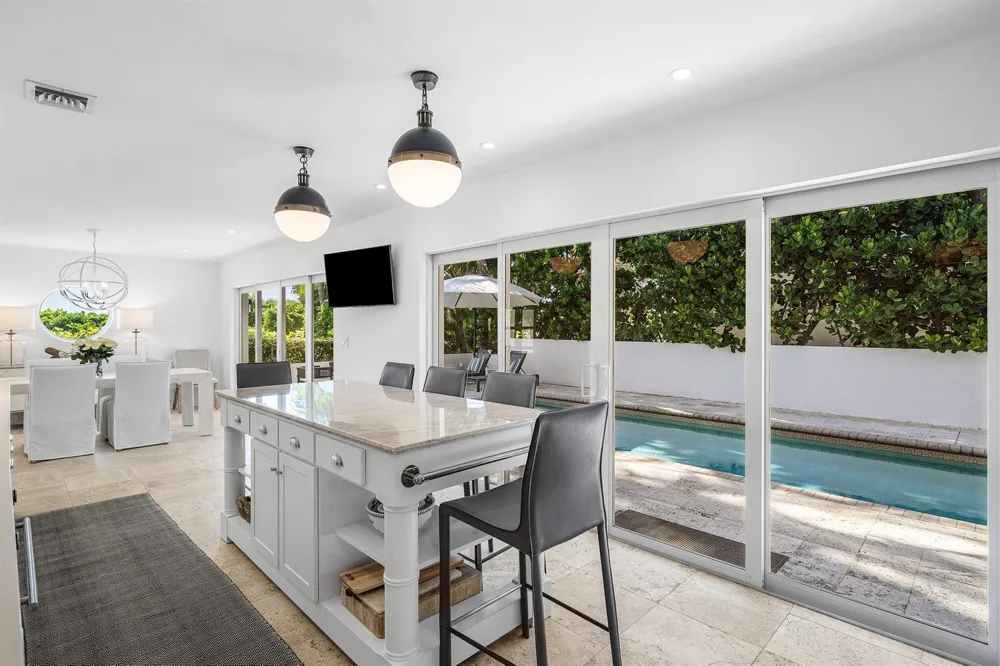 5910 OLD OCEAN BOULEVARD Ocean Ridge, FL 33435