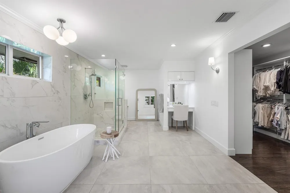 5910 OLD OCEAN BOULEVARD Ocean Ridge, FL 33435