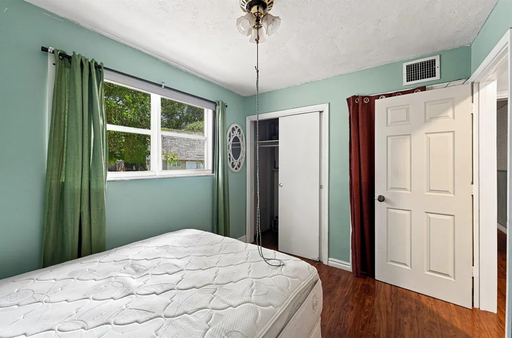 4031 NW 7th Avenue Deerfield Beach, FL 33064