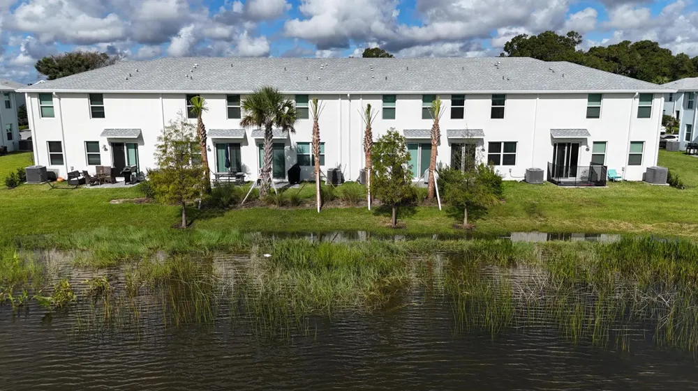 475 Salisbury Circle Fort Pierce, FL 34982
