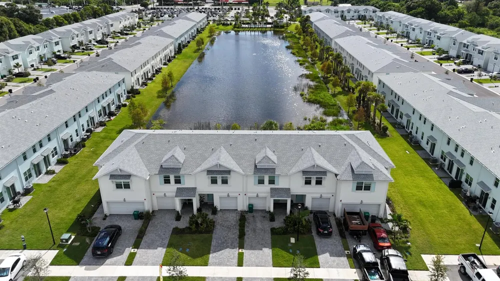 475 Salisbury Circle Fort Pierce, FL 34982