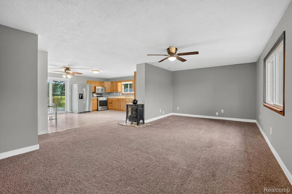 10977 Maple Road Birch Run Township, MI 48415