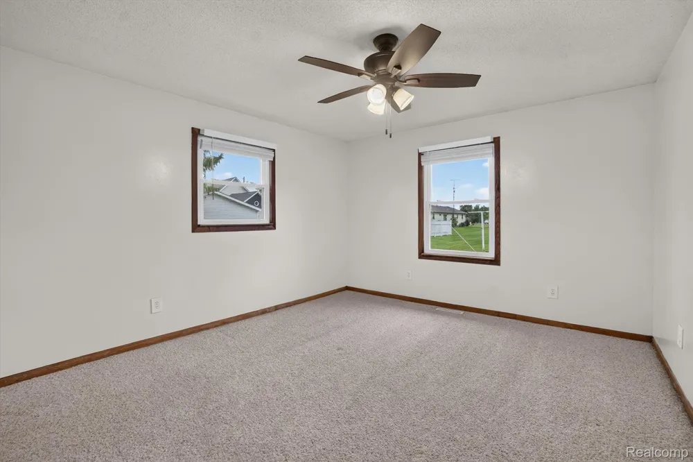 10977 Maple Road Birch Run Township, MI 48415