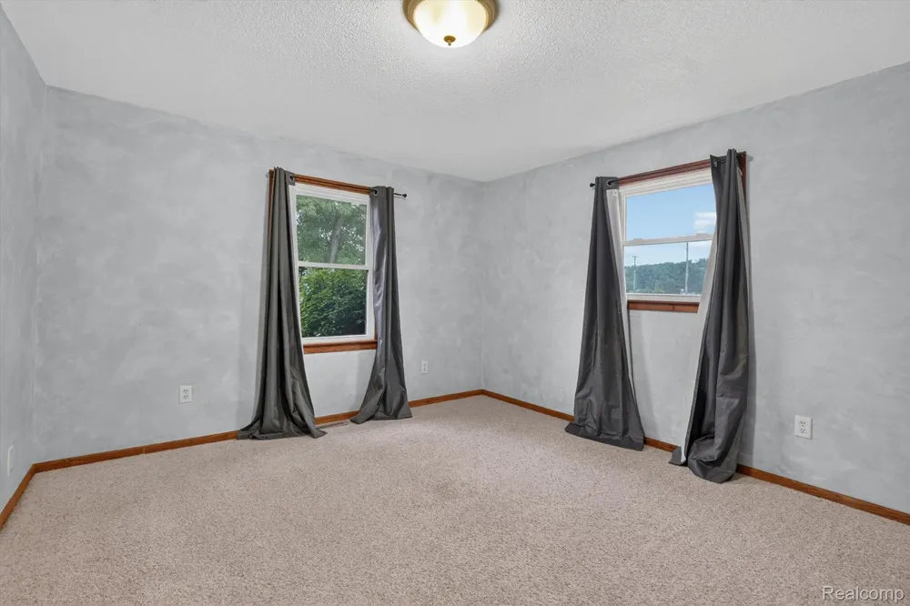 10977 Maple Road Birch Run Township, MI 48415