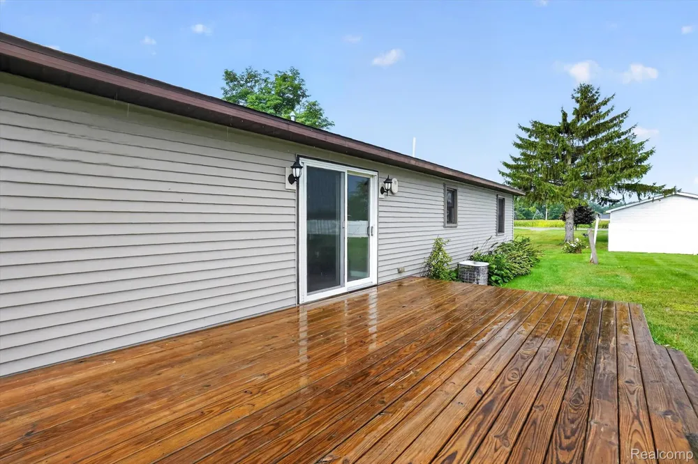 10977 Maple Road Birch Run Township, MI 48415