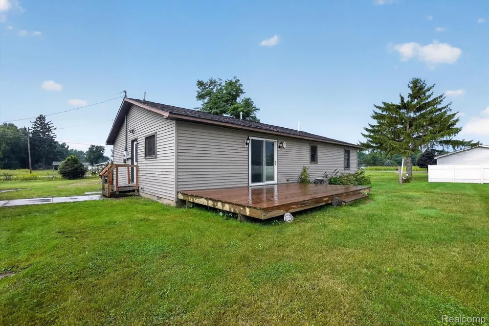 10977 Maple Road Birch Run Township, MI 48415