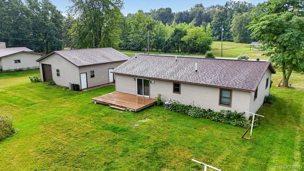 10977 Maple Road Birch Run Township, MI 48415