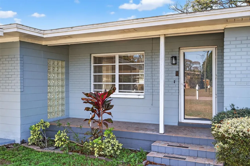 2714 W GRACE STREET Tampa, FL 33607