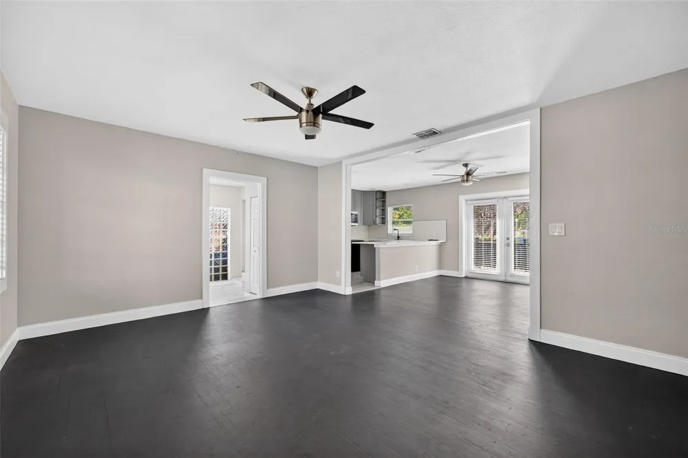 2714 W GRACE STREET Tampa, FL 33607