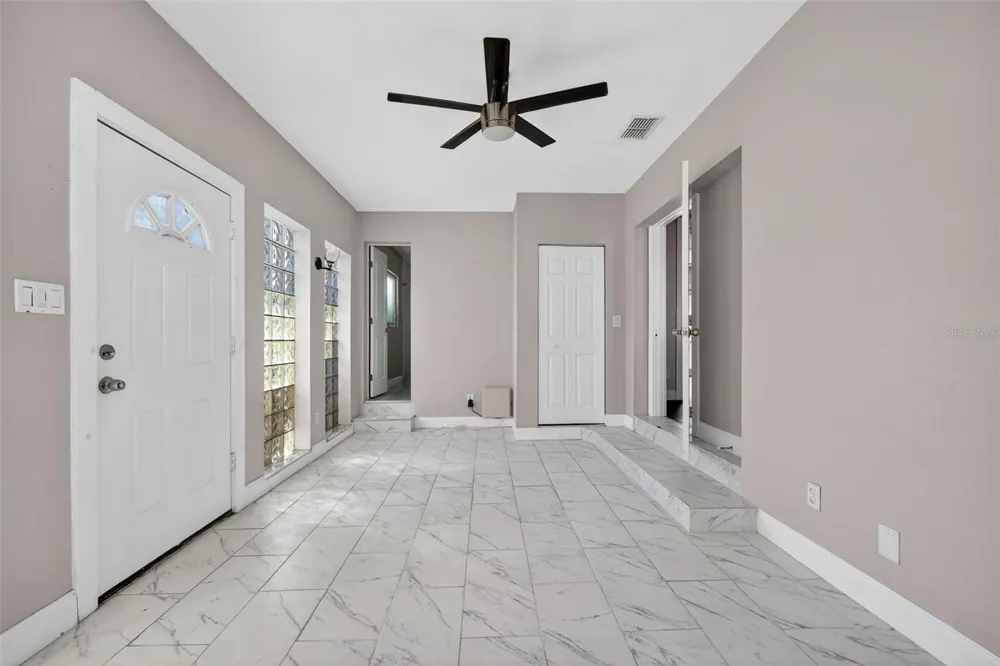 2714 W GRACE STREET Tampa, FL 33607