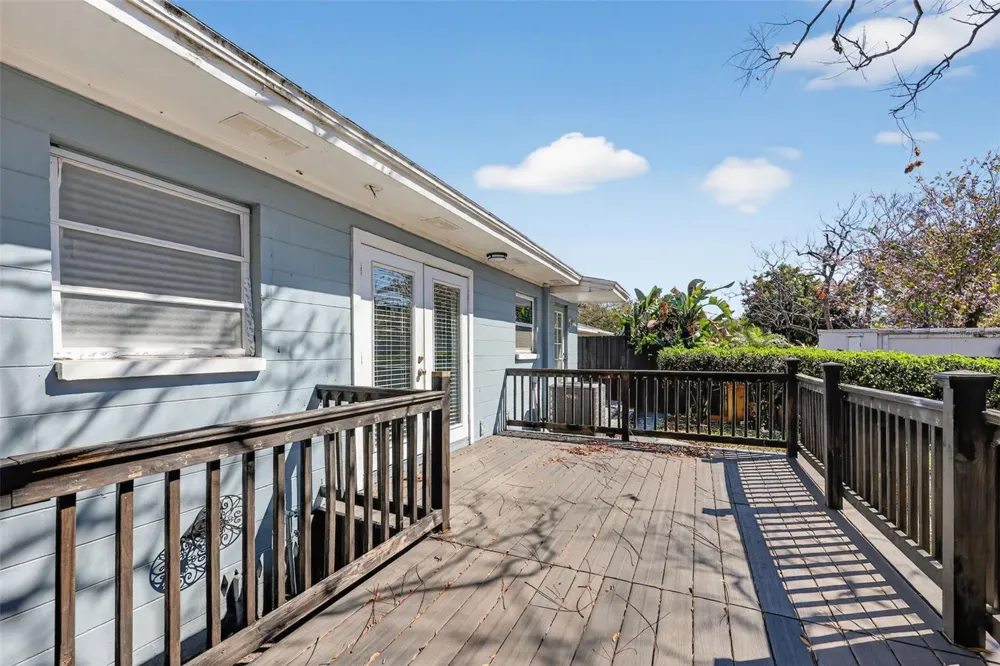 2714 W GRACE STREET Tampa, FL 33607