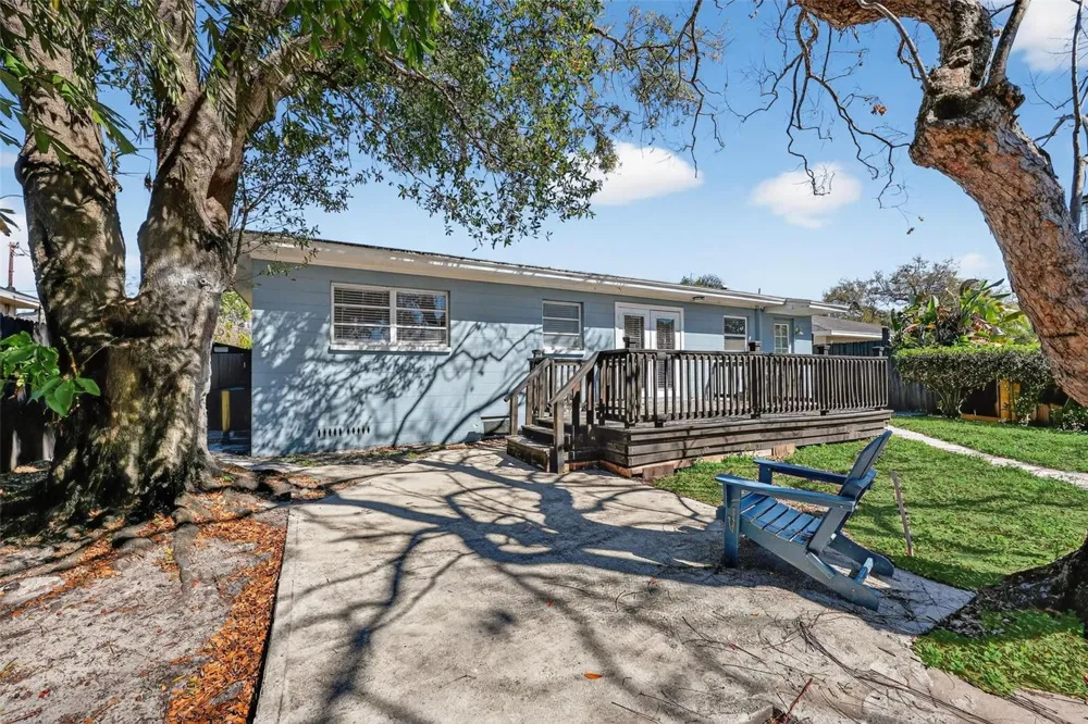 2714 W GRACE STREET Tampa, FL 33607
