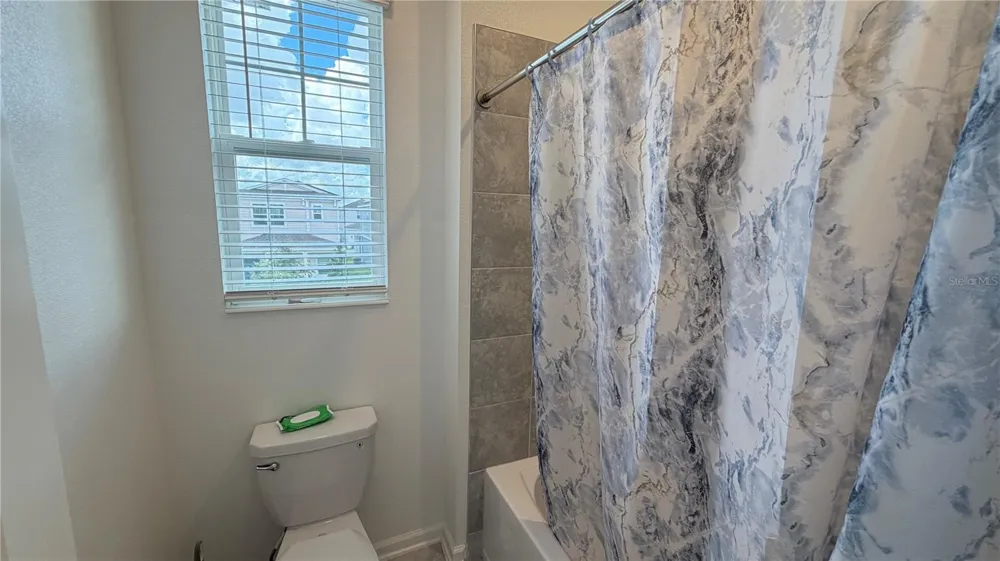 4125 PINO STREET Apopka, FL 32712