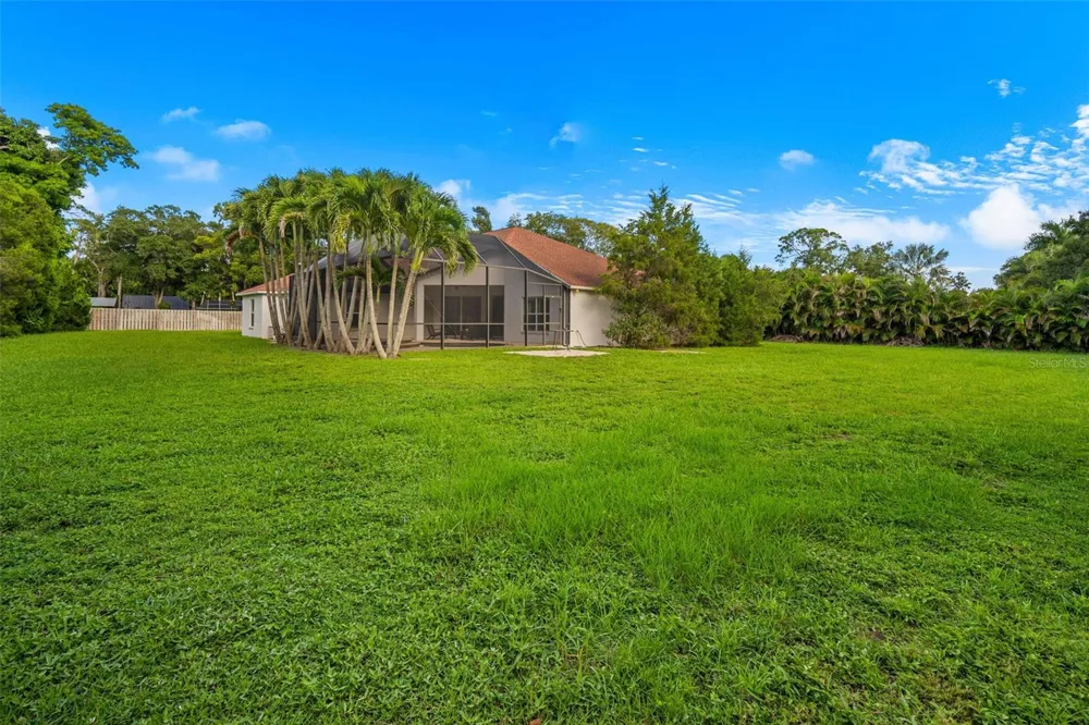 7272 129TH STREET Seminole, FL 33776
