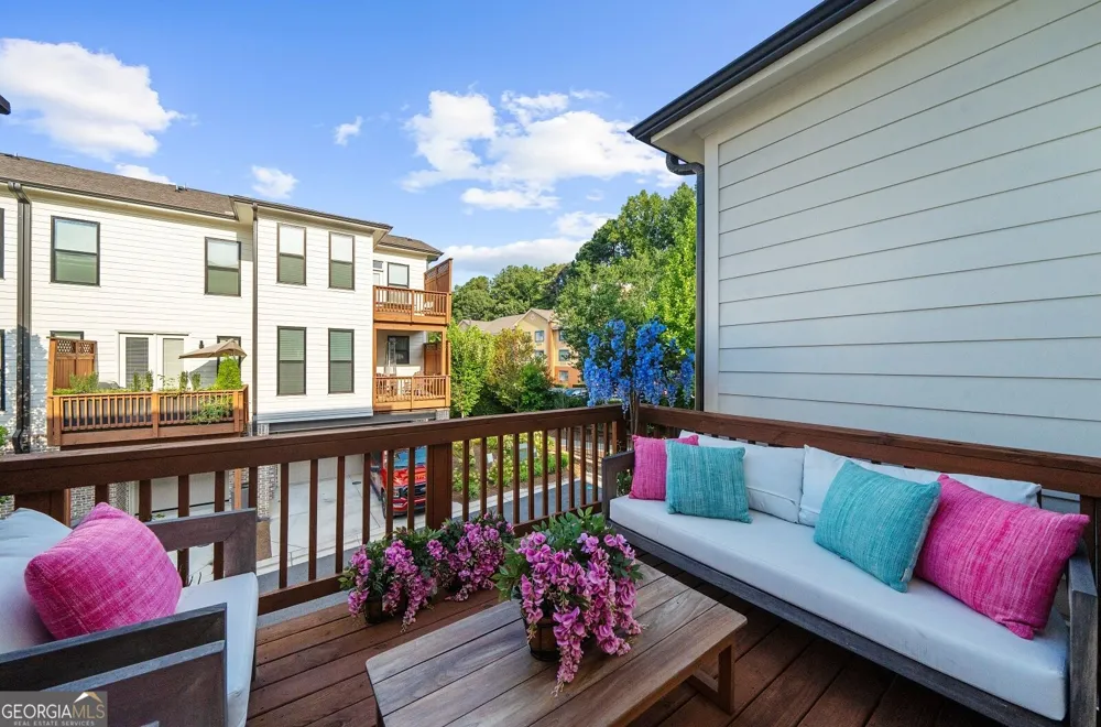 223 Downing DR Alpharetta, GA 30022