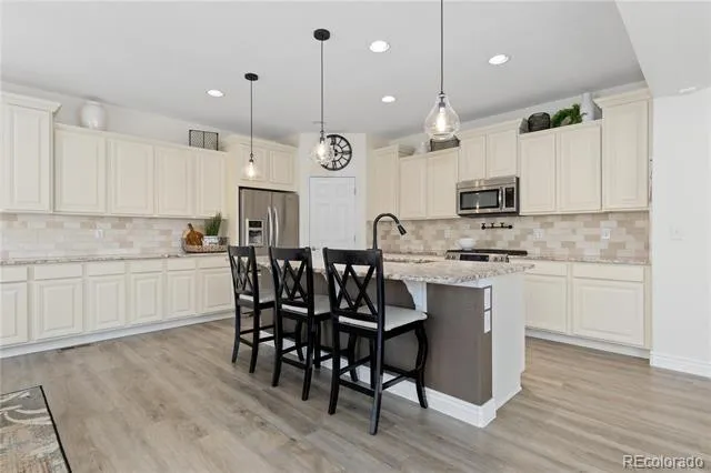 9519 Nile Way Arvada, CO 80007