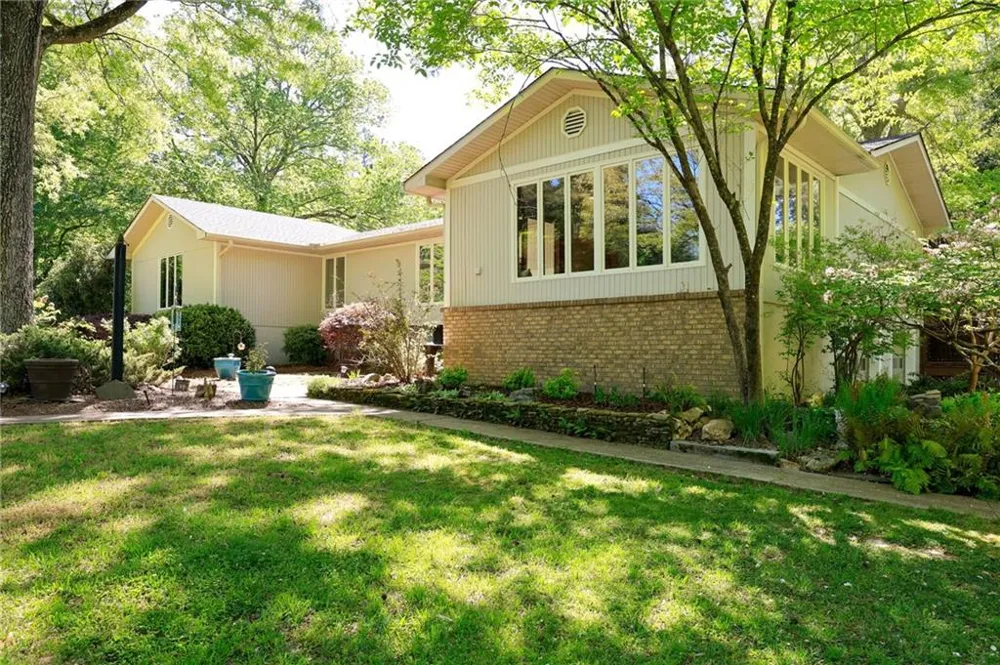 8277 Buchanan Highway Dallas, GA 30157