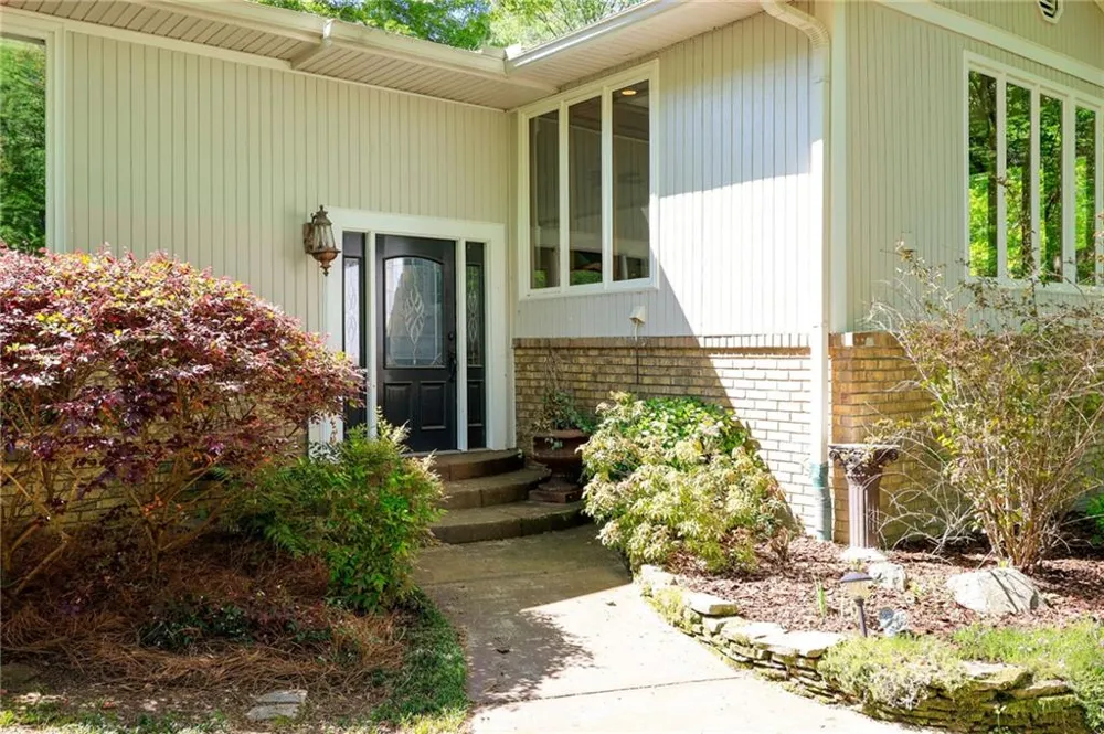 8277 Buchanan Highway Dallas, GA 30157