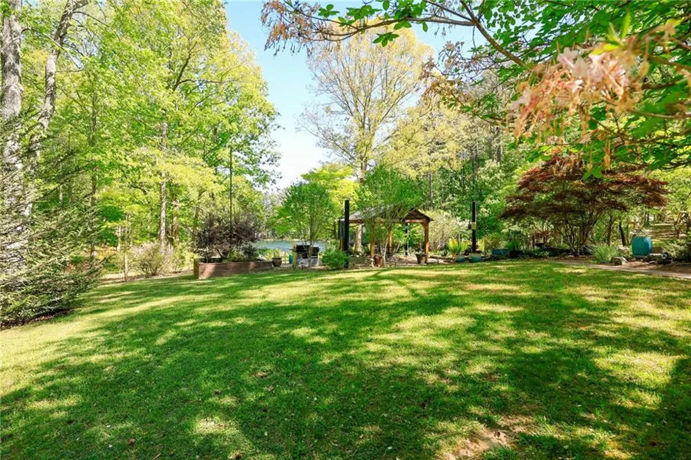 8277 Buchanan Highway Dallas, GA 30157
