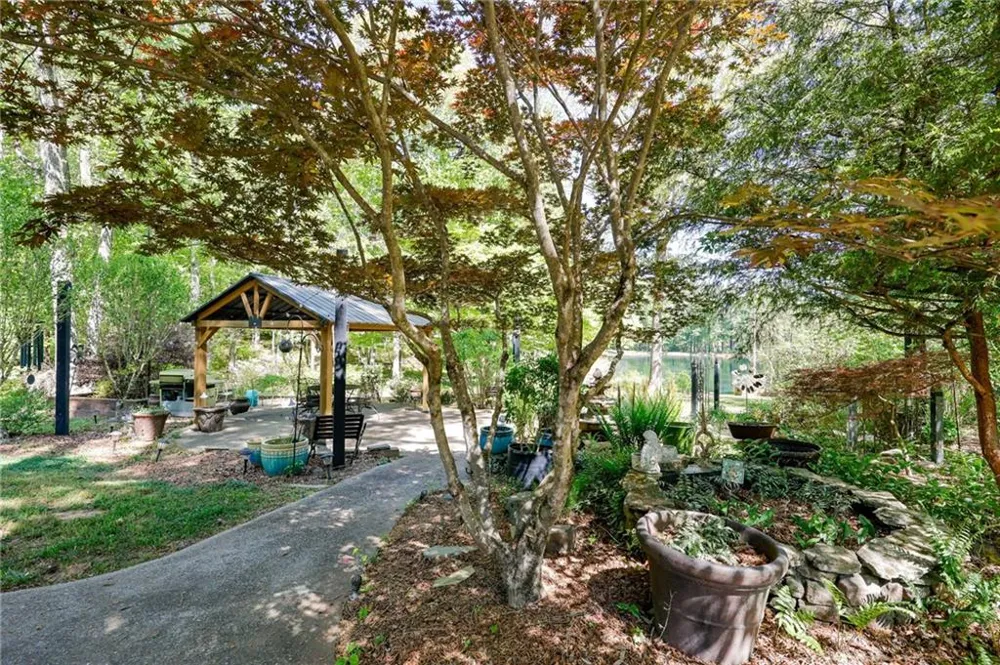 8277 Buchanan Highway Dallas, GA 30157