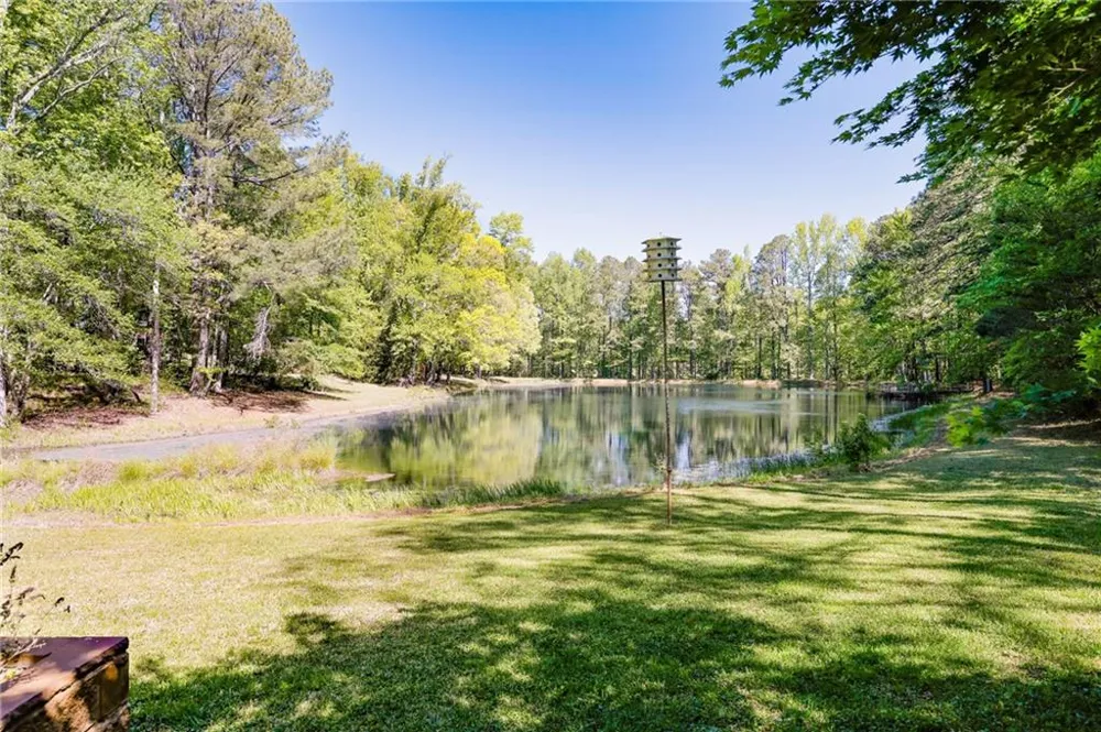 8277 Buchanan Highway Dallas, GA 30157