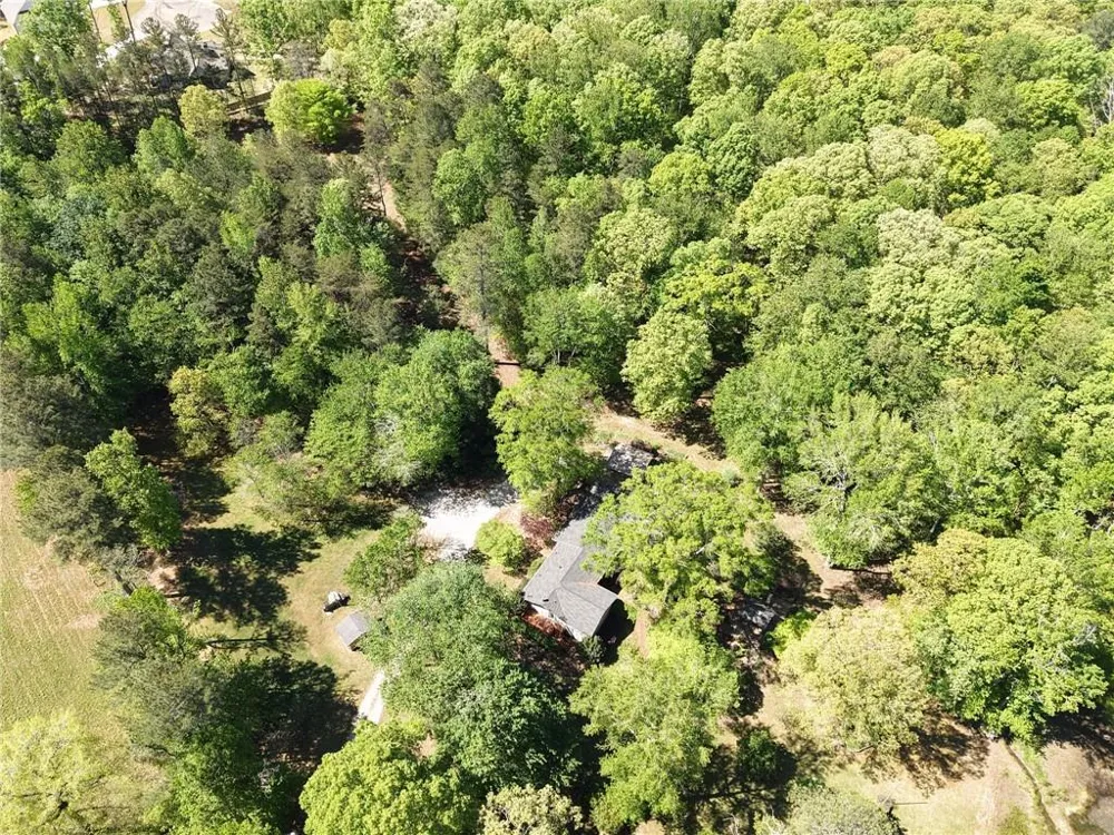8277 Buchanan Highway Dallas, GA 30157