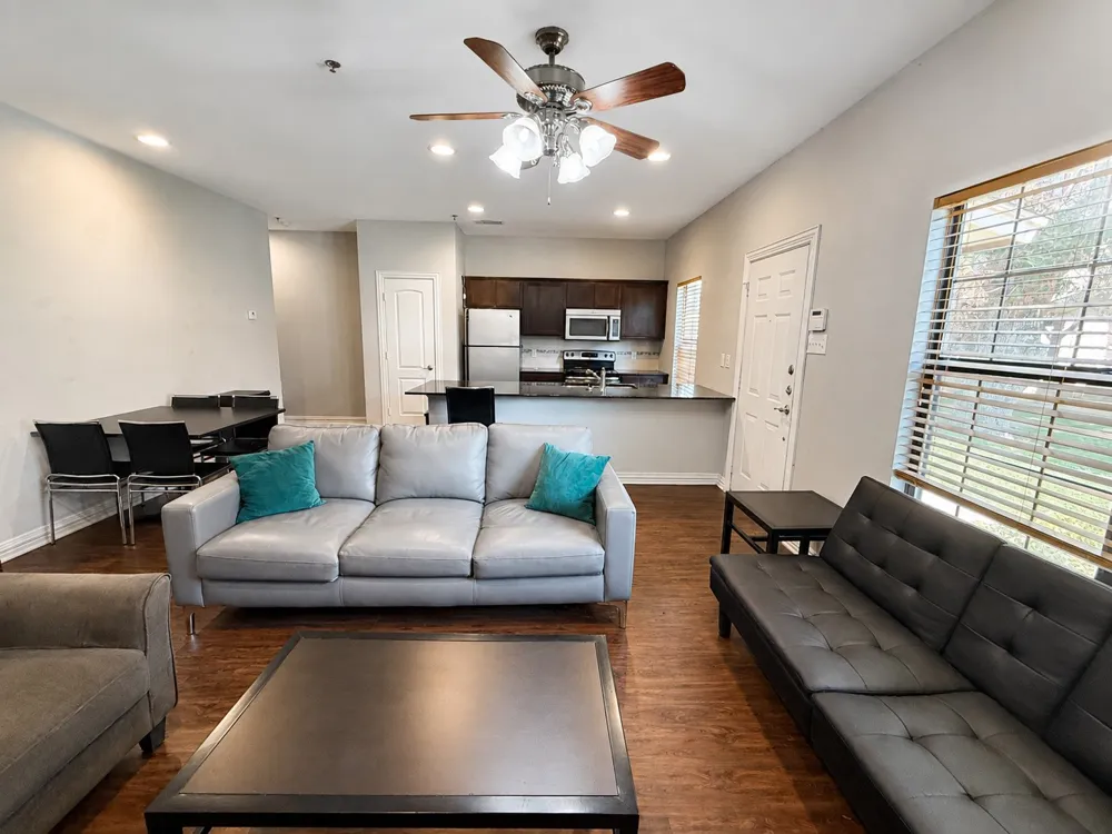 2410 S 2nd Street #1374 Waco, TX 76706
