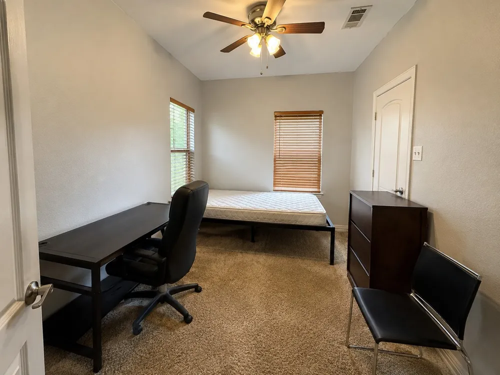 2410 S 2nd Street #1374 Waco, TX 76706