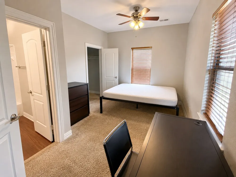 2410 S 2nd Street #1374 Waco, TX 76706