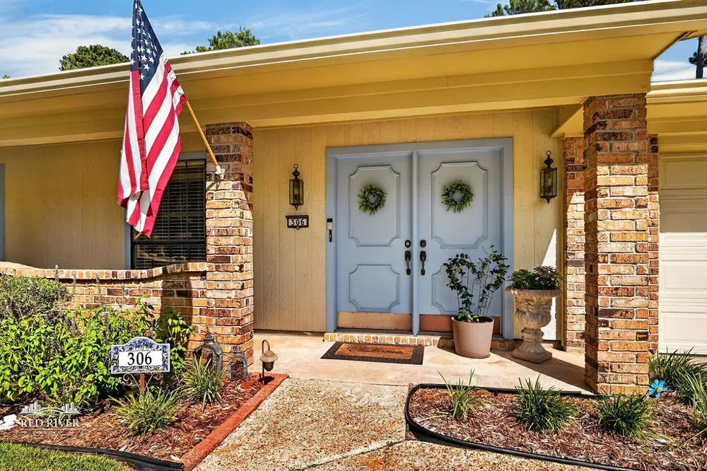 306 Ellerbe Ridge Drive Shreveport, LA 71106