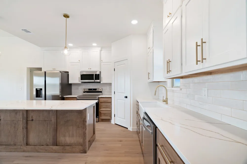 225 Private Road 33083 Sumner, TX 75486