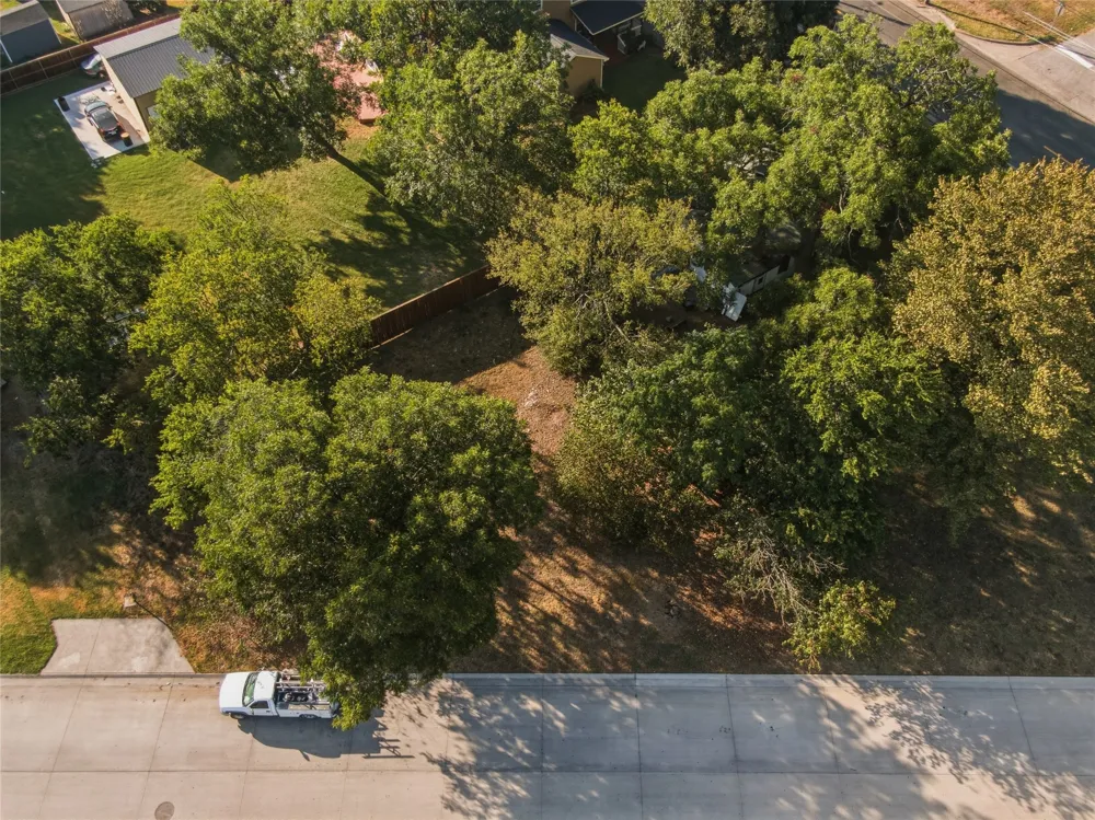 104 Getzendaner Street Waxahachie, TX 75165