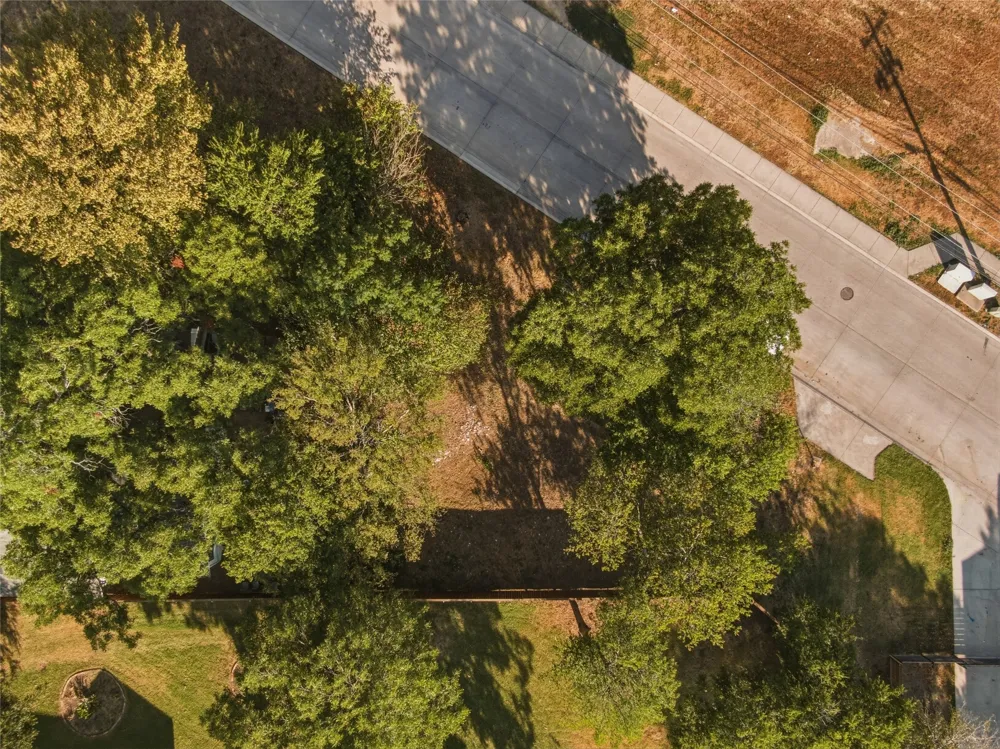 104 Getzendaner Street Waxahachie, TX 75165