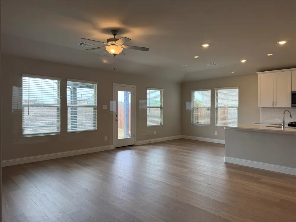 1093 Eagle Run Lane Lavon, TX 75166