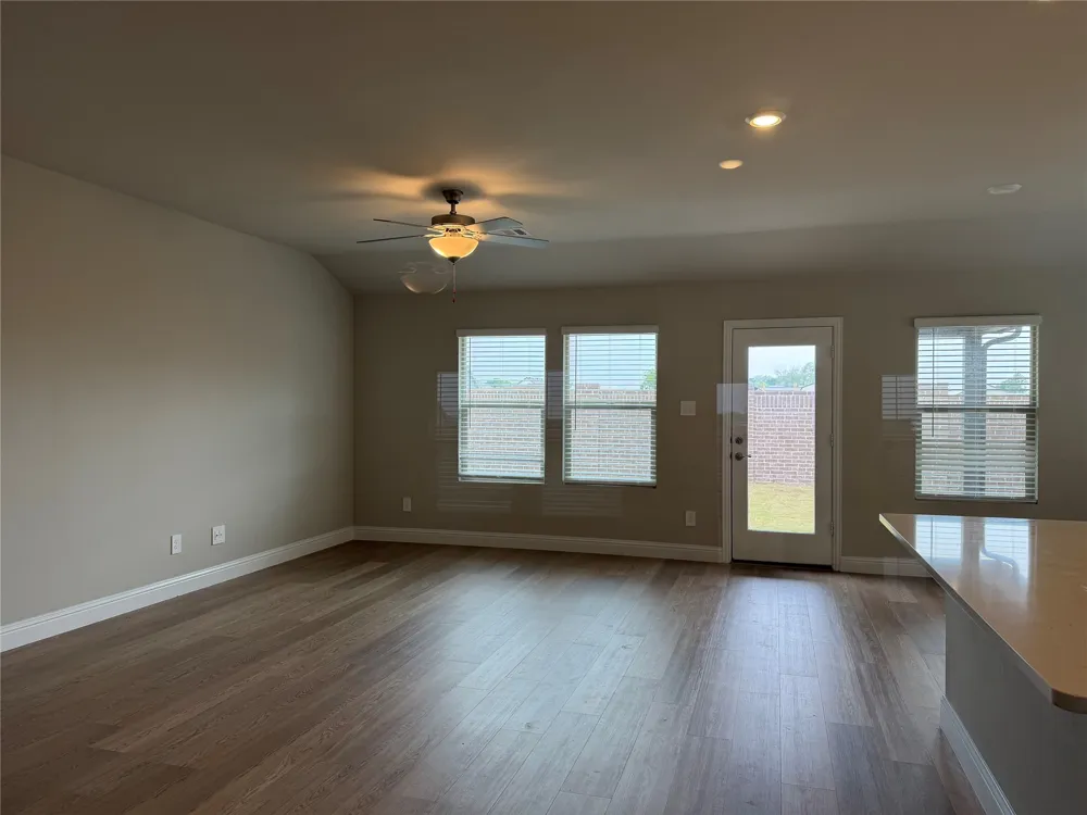1093 Eagle Run Lane Lavon, TX 75166