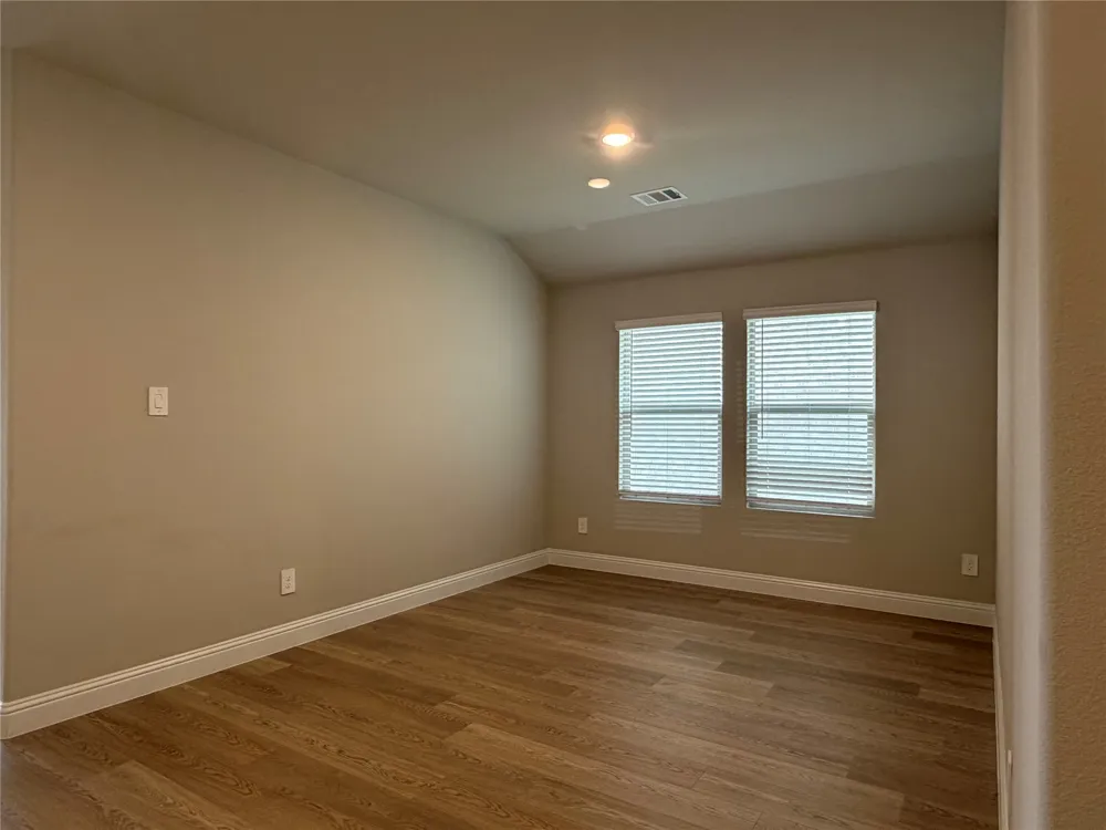 1093 Eagle Run Lane Lavon, TX 75166